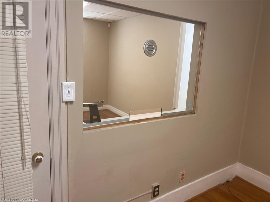 18 Walnut Street, Cambridge, Ontario  N1R 2E7 - Photo 9 - 40748084