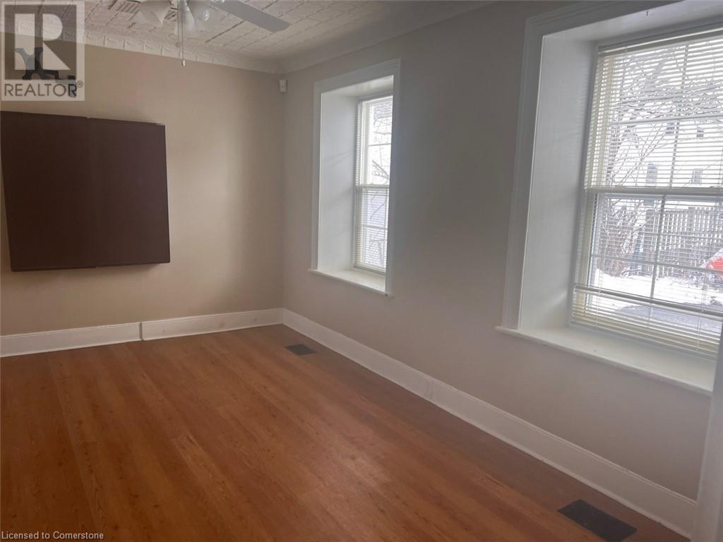 18 Walnut Street, Cambridge, Ontario  N1R 2E7 - Photo 12 - 40748084