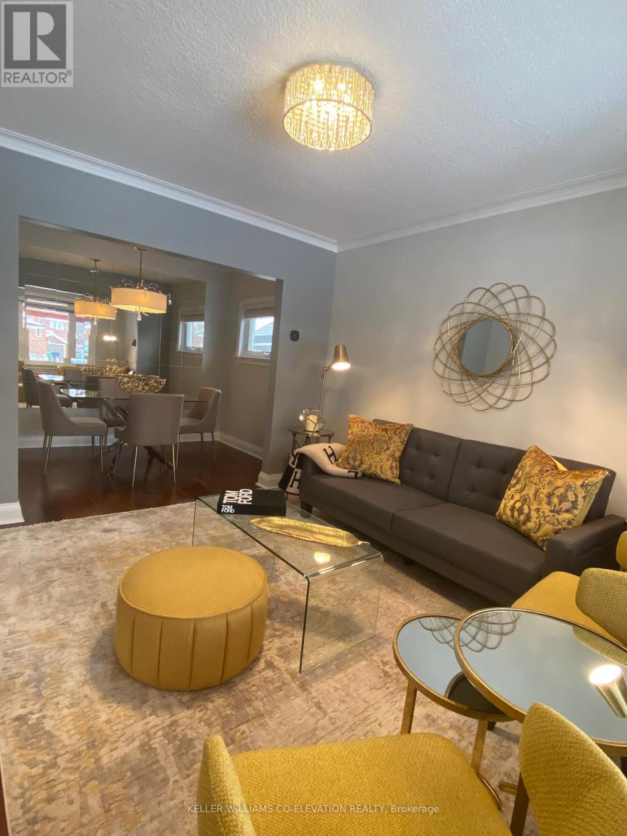 42 O'donnell Avenue, Toronto, Ontario  M8Z 3X9 - Photo 4 - W12263298