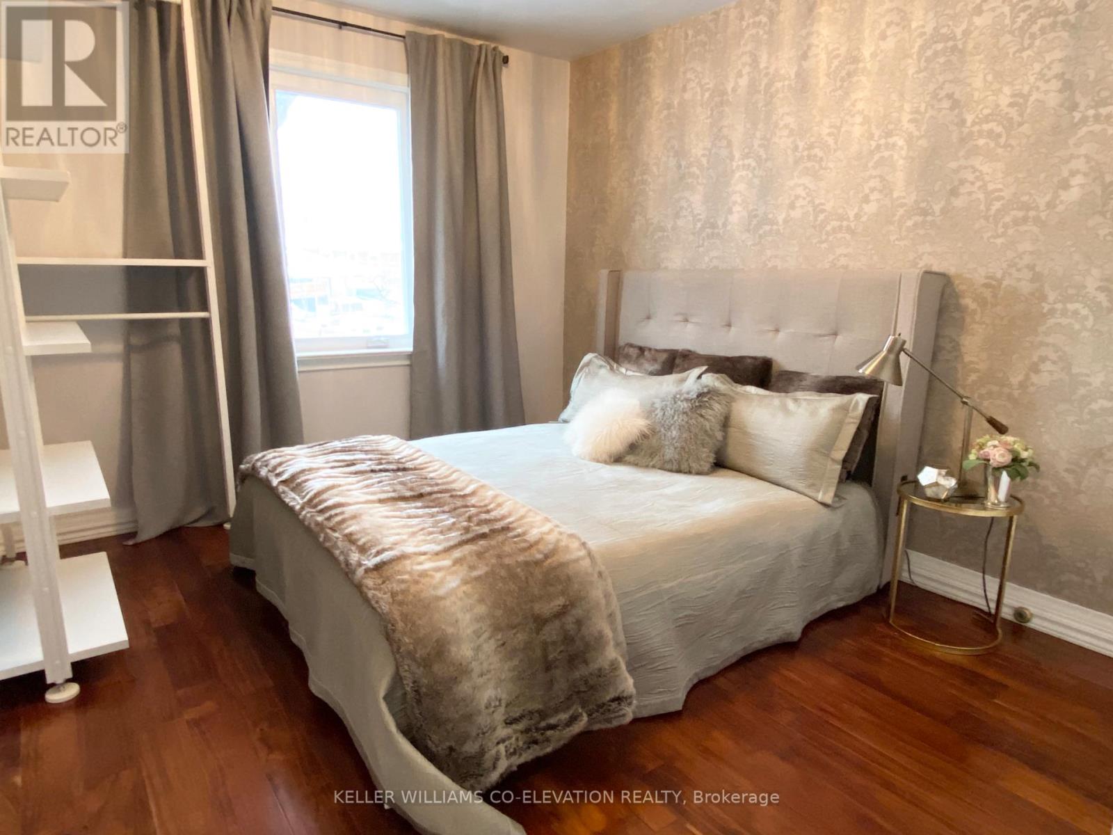 42 O'donnell Avenue, Toronto, Ontario  M8Z 3X9 - Photo 9 - W12263298