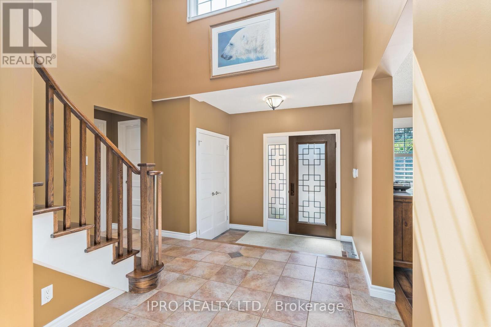 Property at 8 JASON CRESCENT image 3