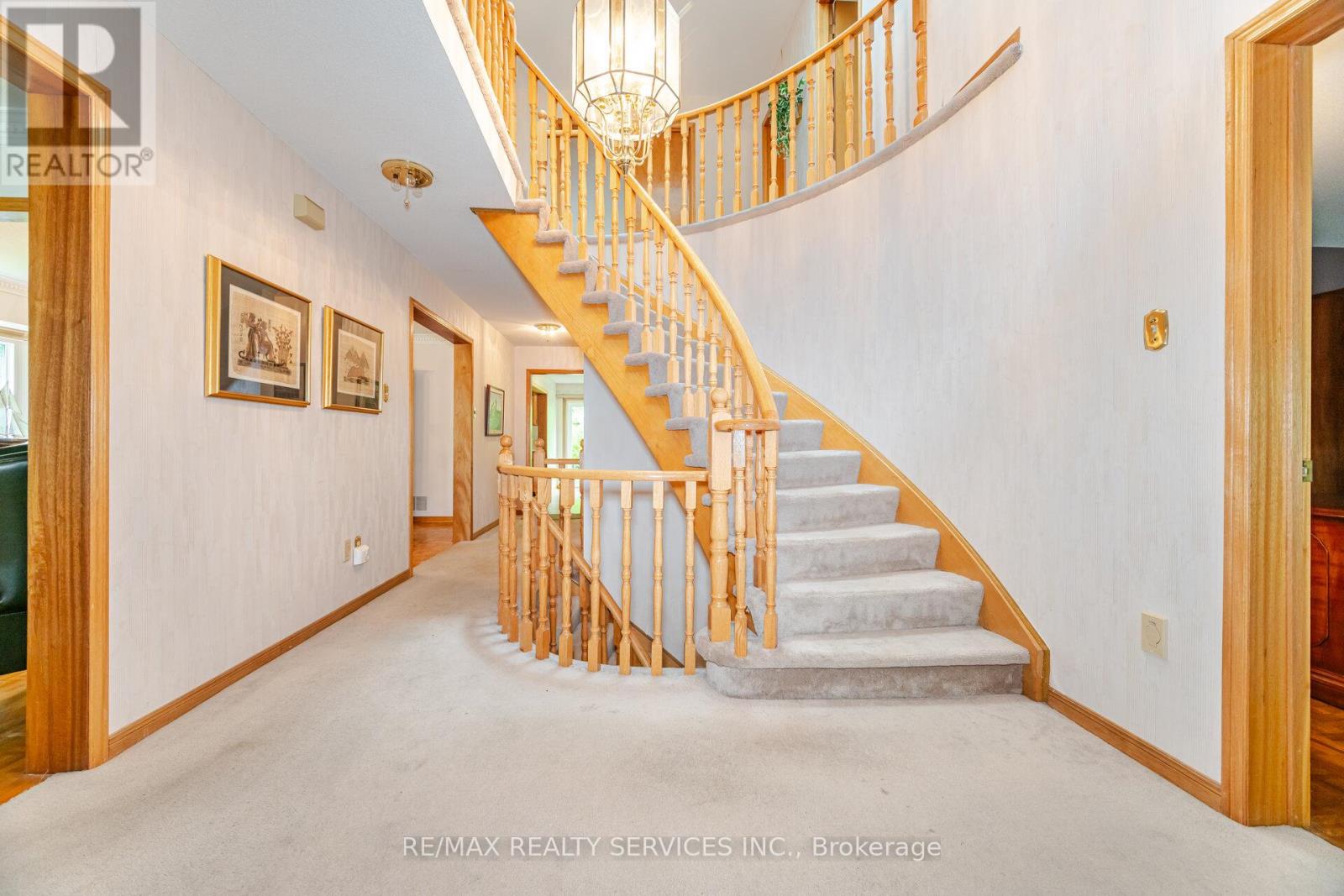 106 Kenpark Avenue, Brampton (Snelgrove), Ontario  L6Z 3J8 - Photo 31 - W12263392