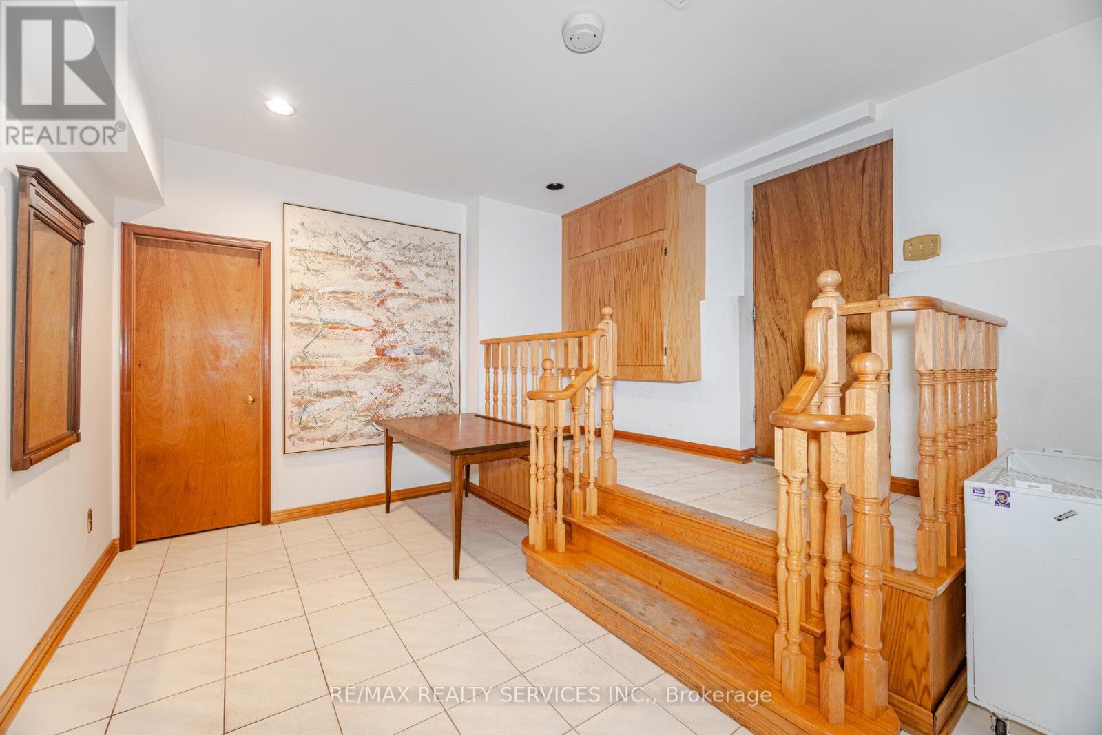 106 Kenpark Avenue, Brampton (Snelgrove), Ontario  L6Z 3J8 - Photo 43 - W12263392