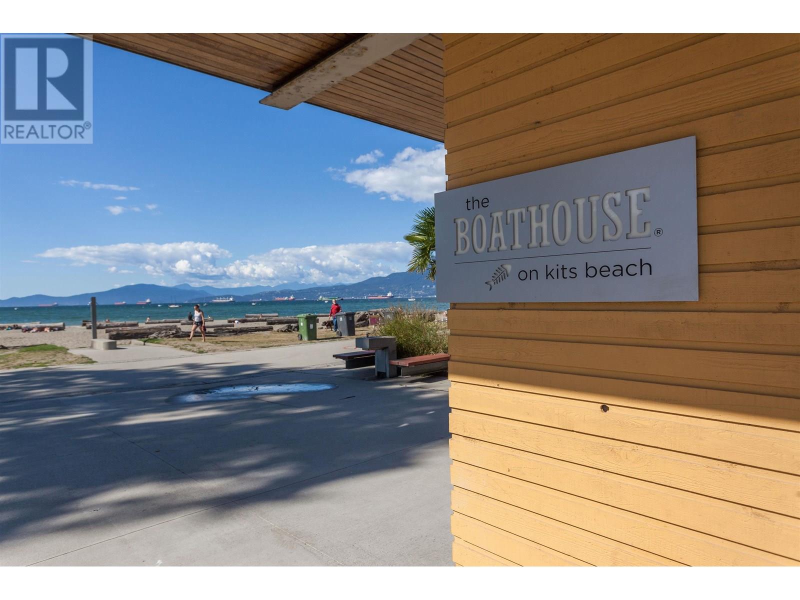 Listing Picture 19 of 21 : 106 2330 MAPLE STREET, Vancouver / 溫哥華 - 魯藝地產 Yvonne Lu Group - MLS Medallion Club Member