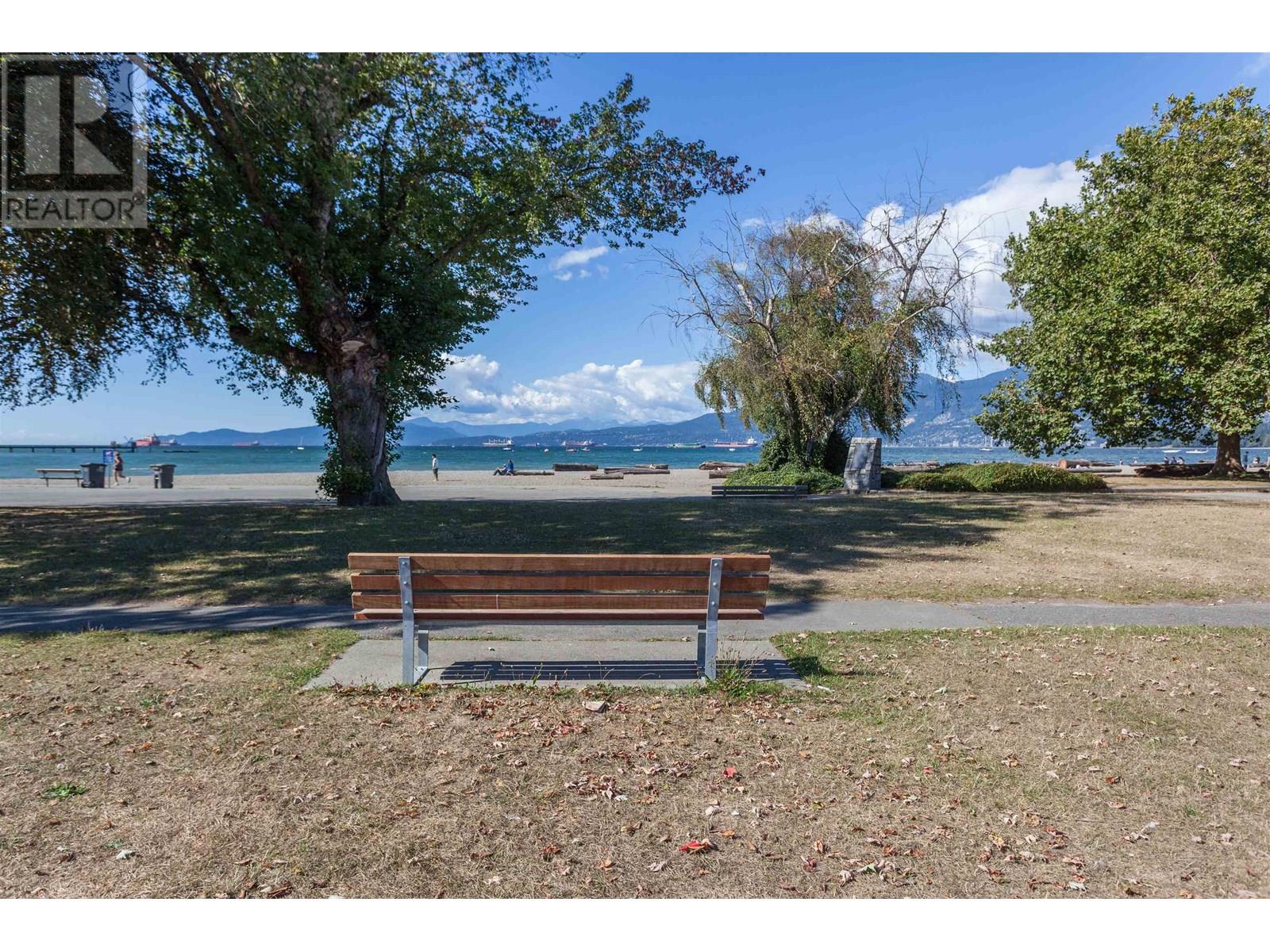 Listing Picture 21 of 21 : 106 2330 MAPLE STREET, Vancouver / 溫哥華 - 魯藝地產 Yvonne Lu Group - MLS Medallion Club Member