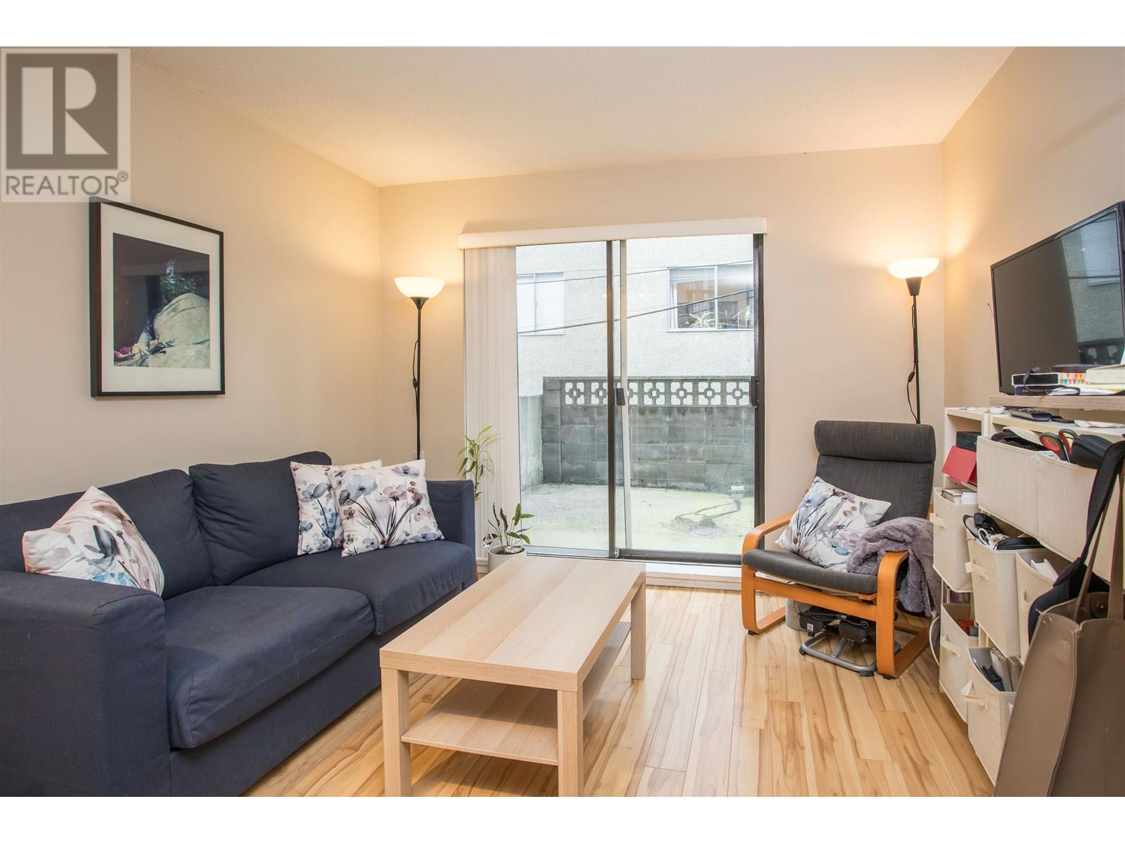 Listing Picture 8 of 21 : 106 2330 MAPLE STREET, Vancouver / 溫哥華 - 魯藝地產 Yvonne Lu Group - MLS Medallion Club Member