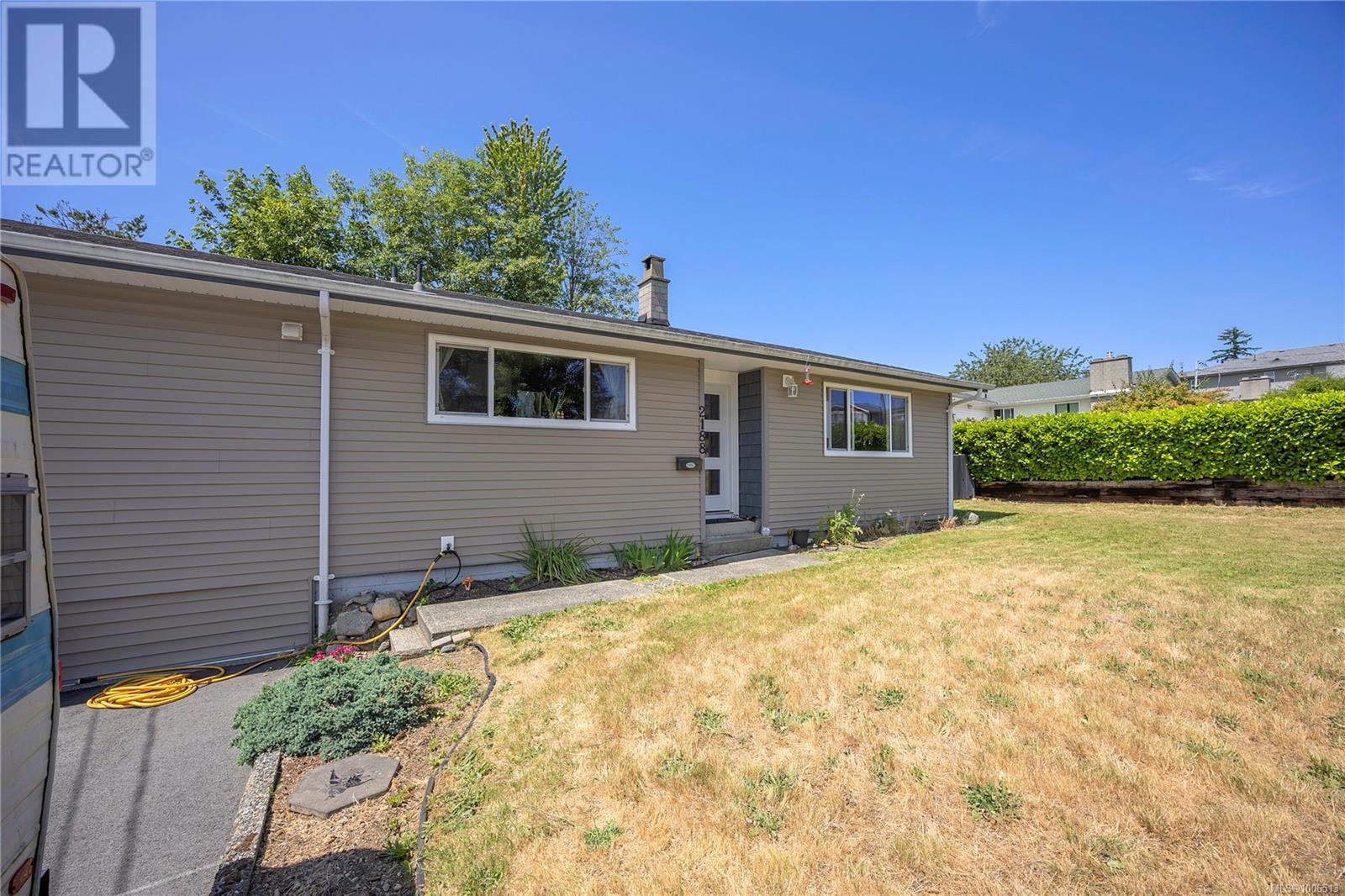 Property at 2188 Lark Cres image 3