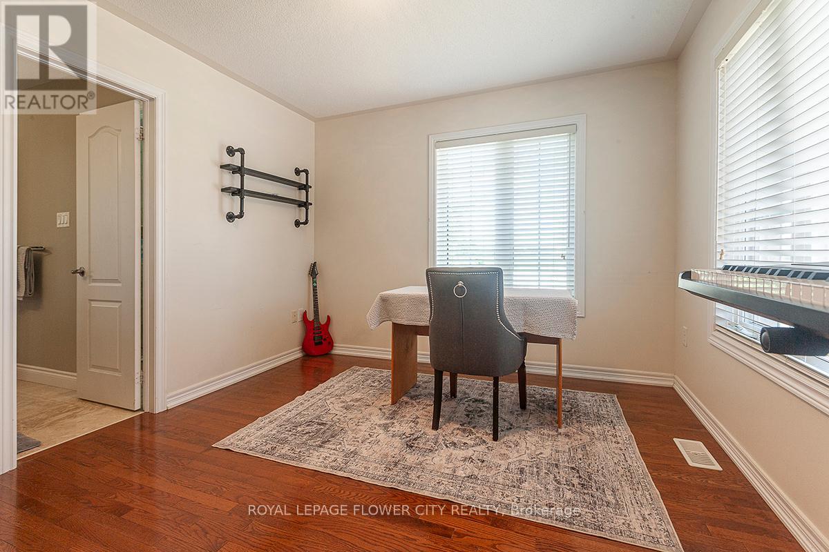 2 Yellow Avens Boulevard, Brampton, Ontario  L6R 0R5 - Photo 38 - W12260178