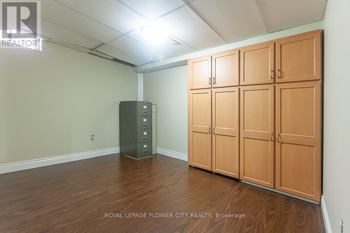 2 Yellow Avens Boulevard, Brampton, Ontario  L6R 0R5 - Photo 48 - W12260178