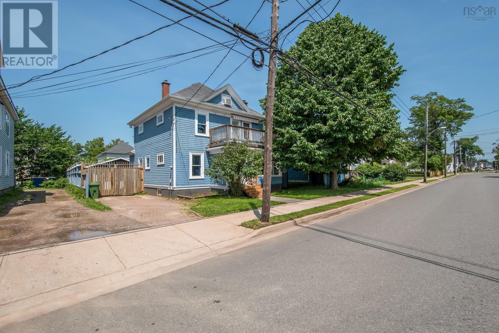 167 Brunswick Street, Truro, Nova Scotia  B2N 2H7 - Photo 2 - 202508818