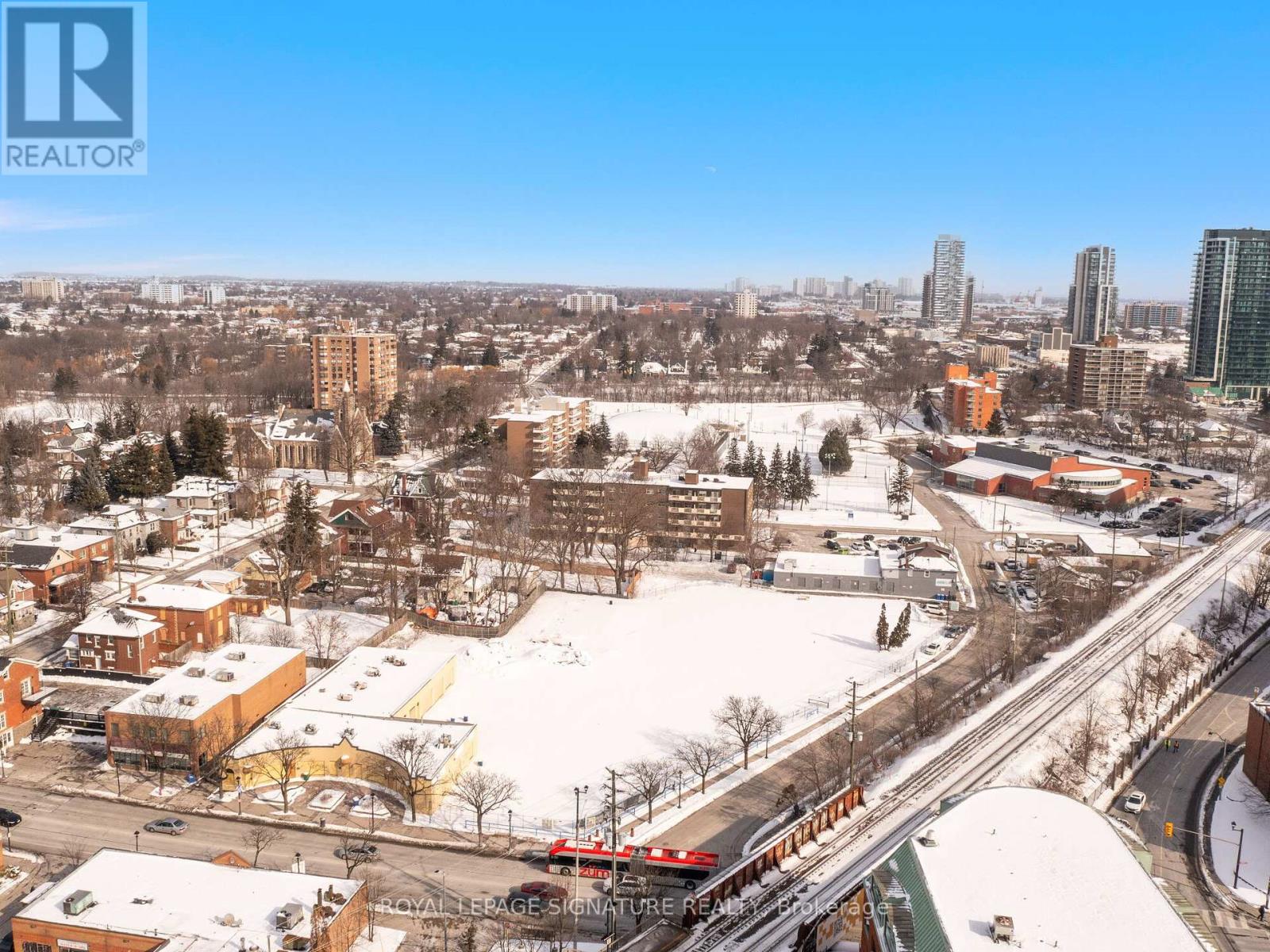 48 David Street, Brampton, Ontario  L6X 1J5 - Photo 44 - W12263420