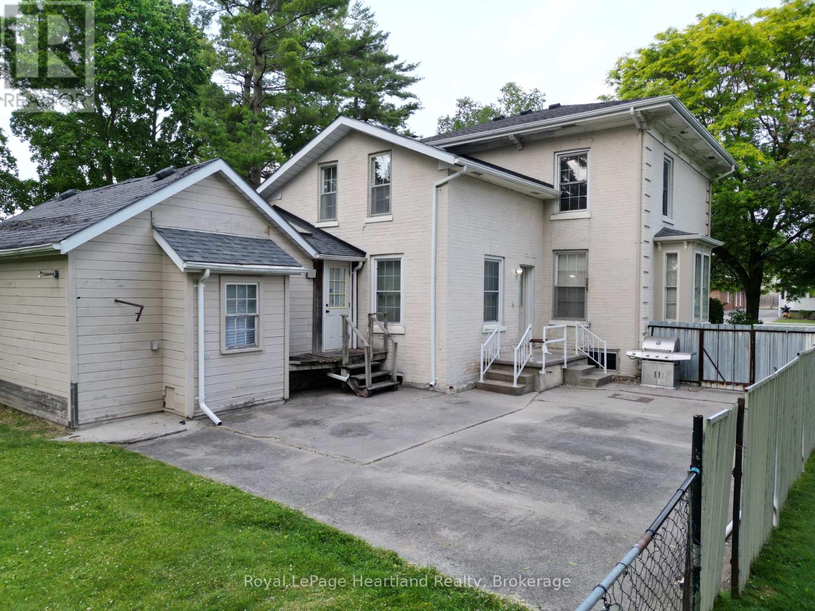 231 William Street, South Huron, Ontario  N0M 1S2 - Photo 16 - X12263587
