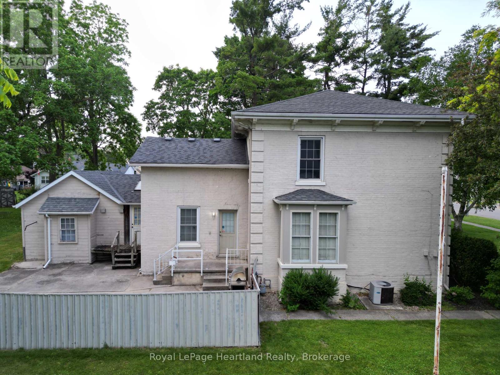 231 William Street, South Huron, Ontario  N0M 1S2 - Photo 17 - X12263587