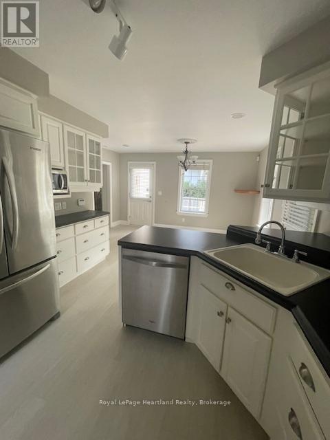 231 William Street, South Huron, Ontario  N0M 1S2 - Photo 22 - X12263587