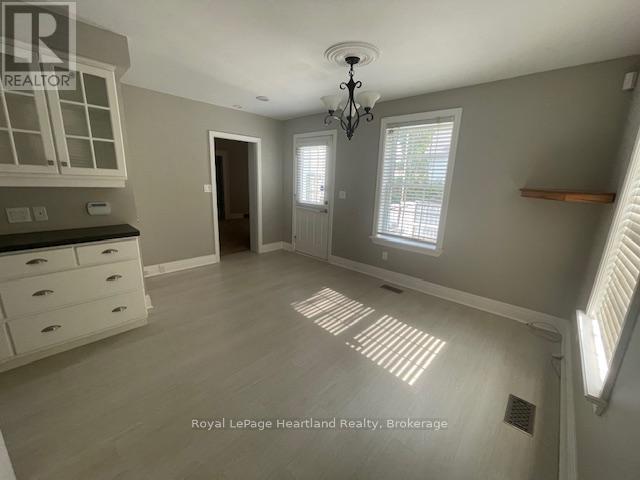 231 William Street, South Huron, Ontario  N0M 1S2 - Photo 23 - X12263587