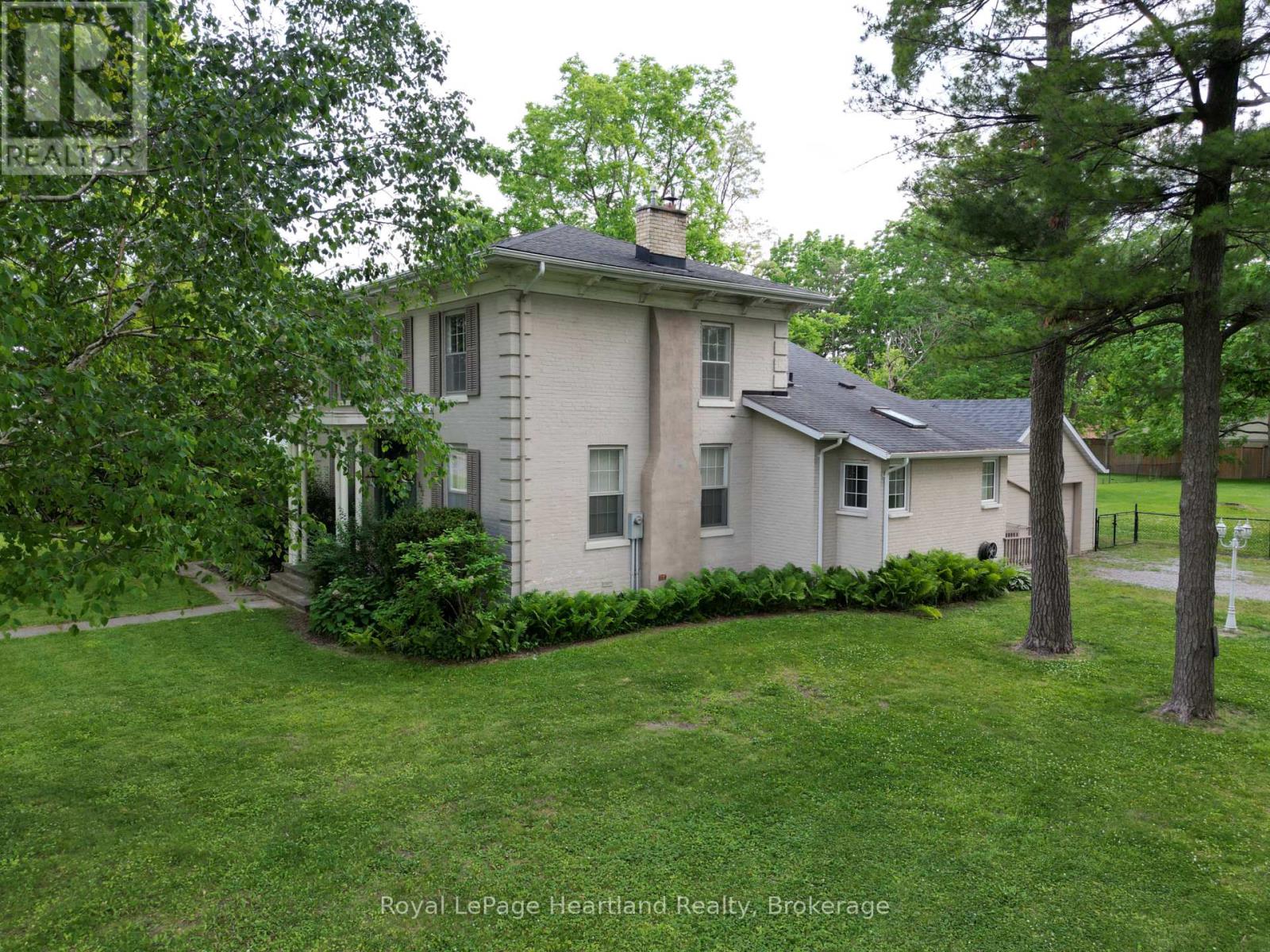 231 William Street, South Huron, Ontario  N0M 1S2 - Photo 4 - X12263587