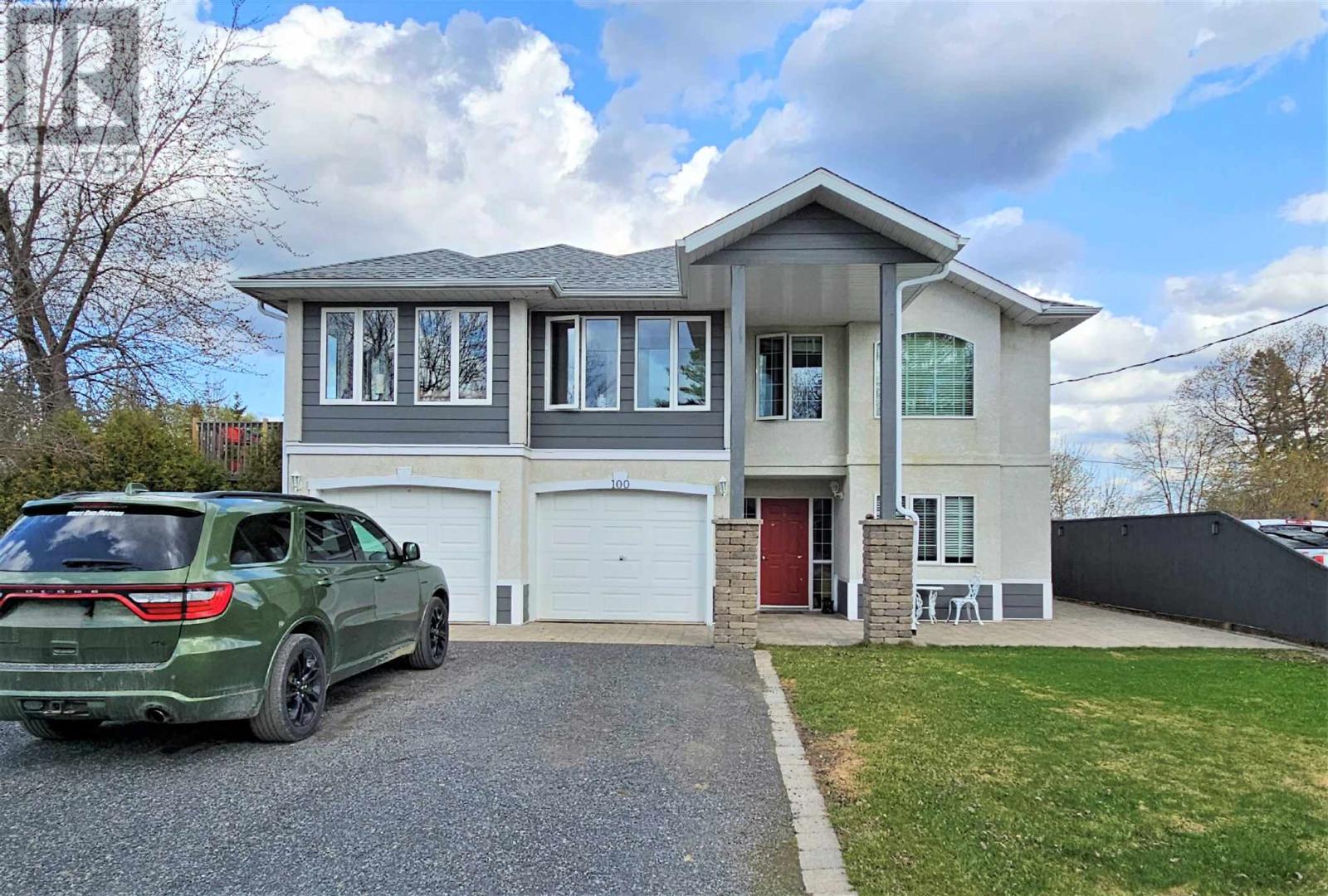 100 Queen St, Barwick, Ontario  P0W 1A0 - Photo 1 - TB252008