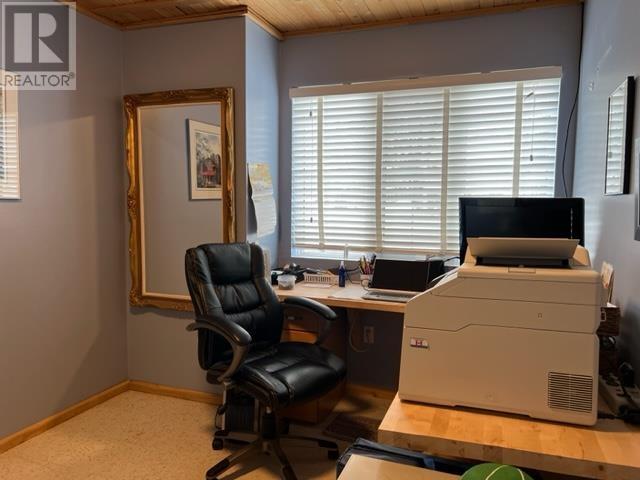 100 Queen St, Barwick, Ontario  P0W 1A0 - Photo 27 - TB252008