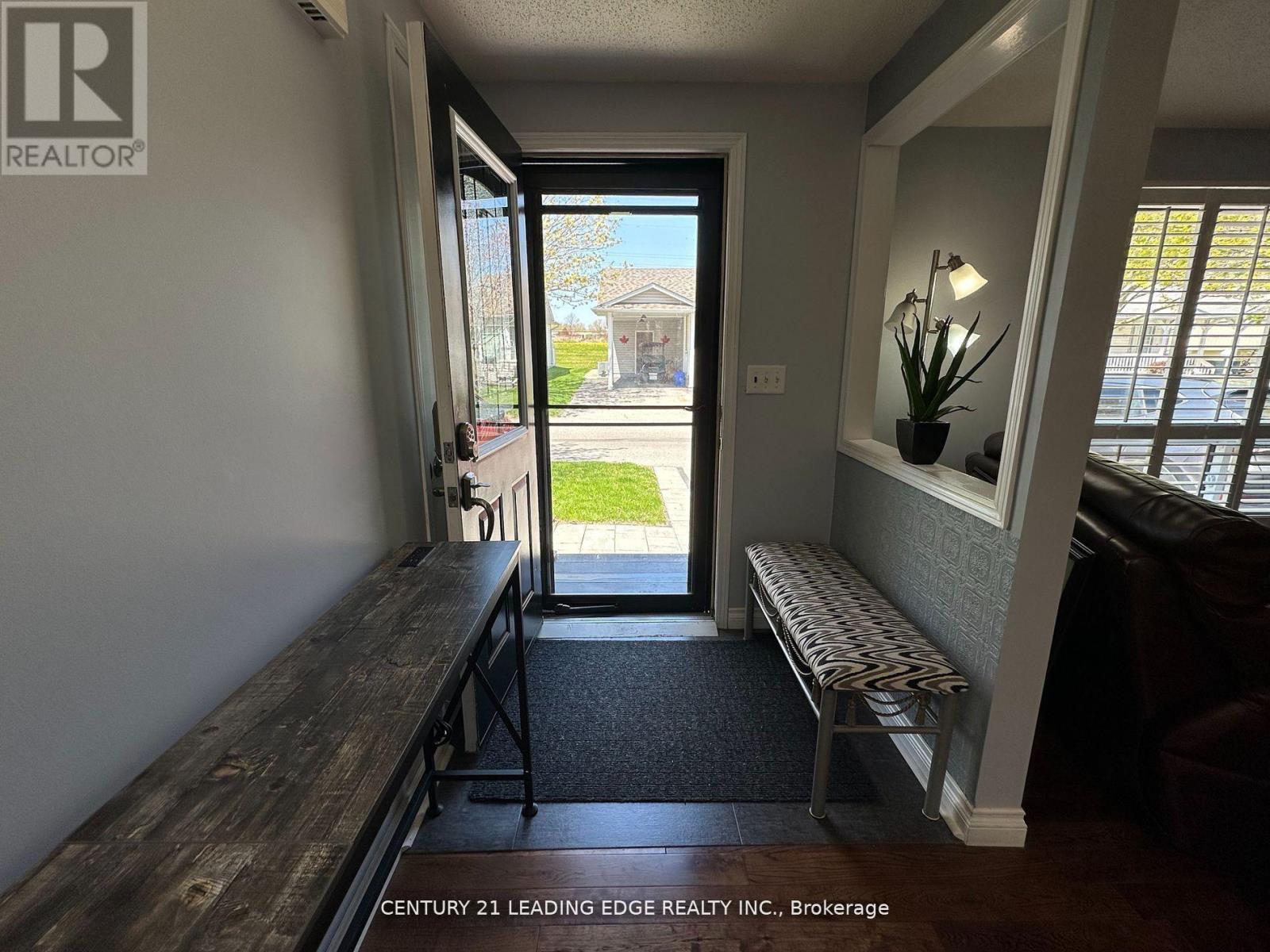 Property at 93 WILMOT TRAIL image 3
