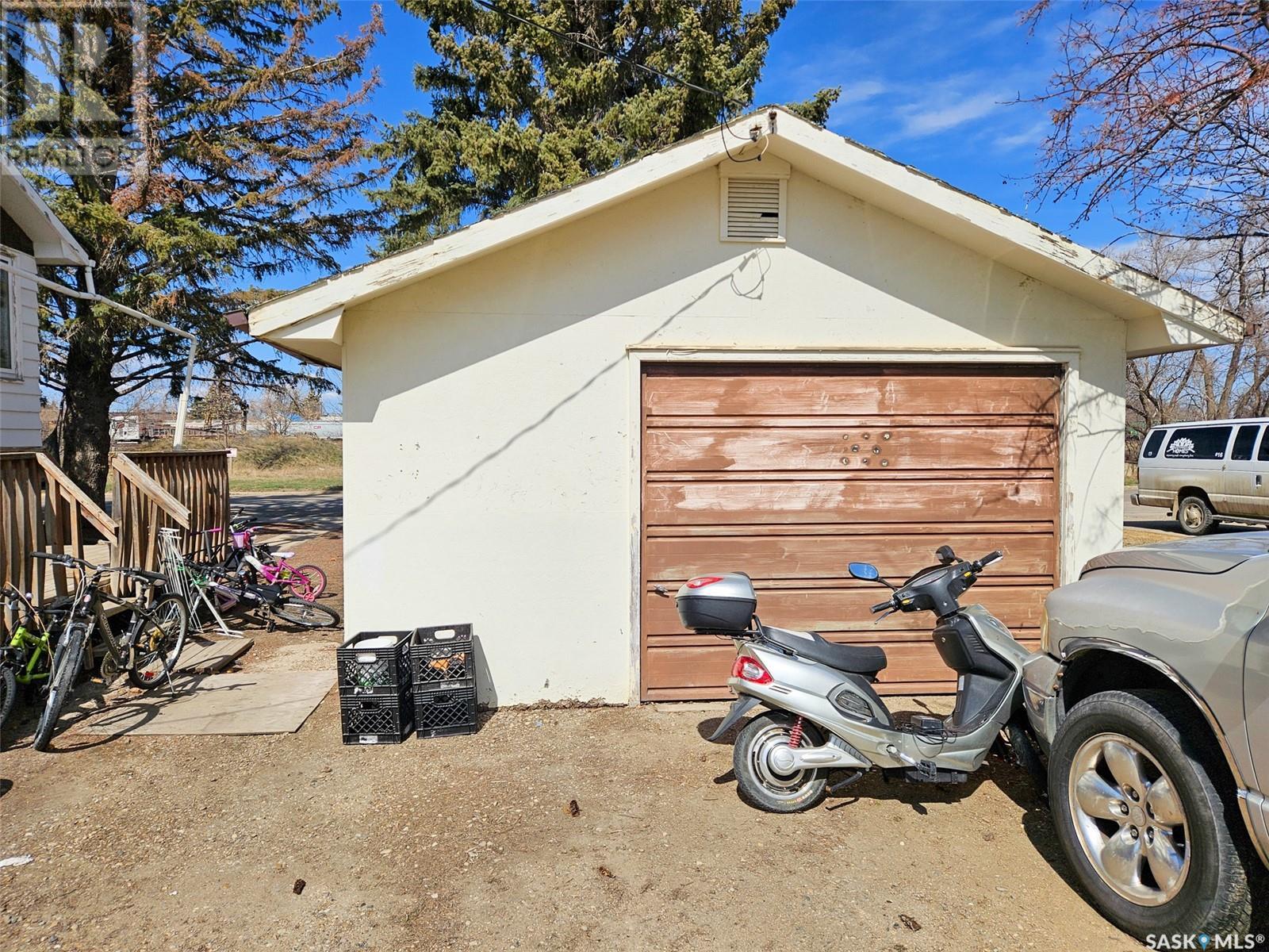 3 4th Avenue Se, Swift Current, Saskatchewan  S9H 3L1 - Photo 5 - SK995821