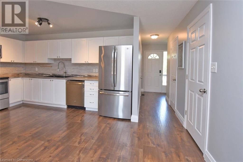 Property at 4874 JOHN Street image 4