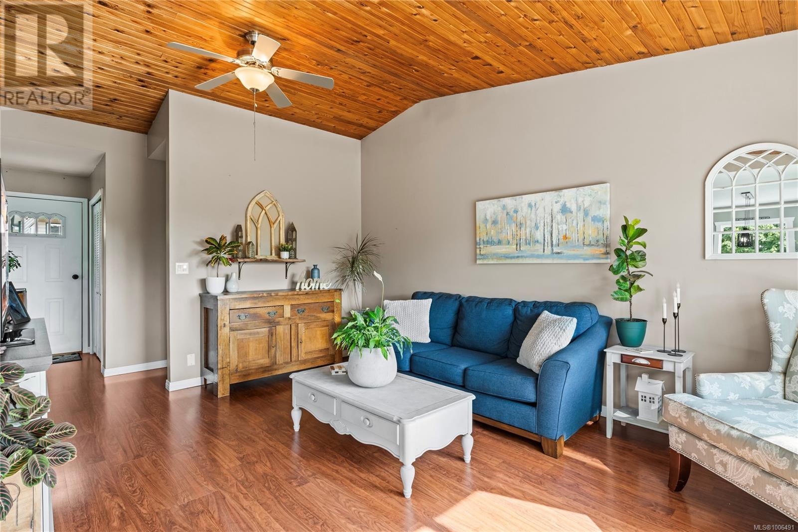 Property at 1669 Gerrand Rd image 4