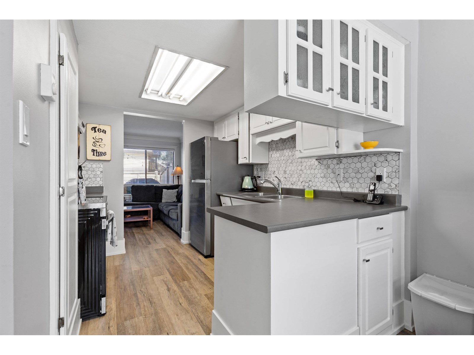 Property at 37 2998 MOUAT DRIVE image 4