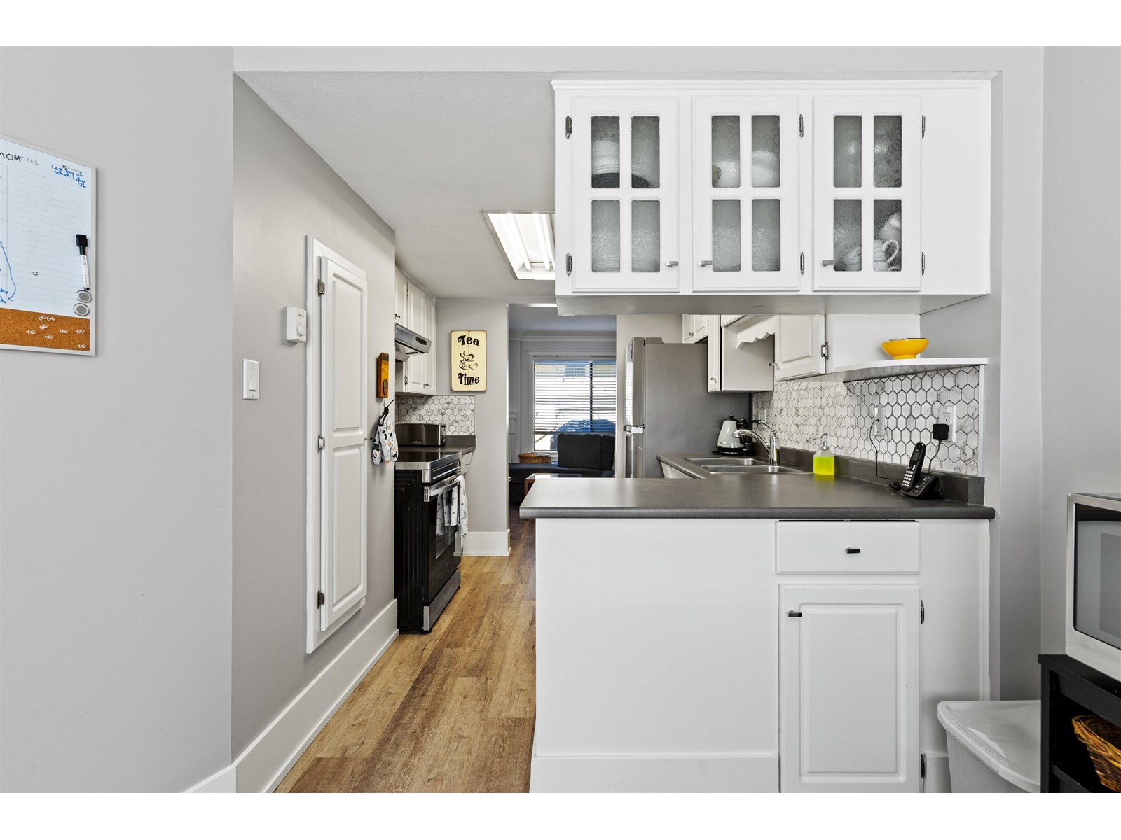 Property at 37 2998 MOUAT DRIVE image 5