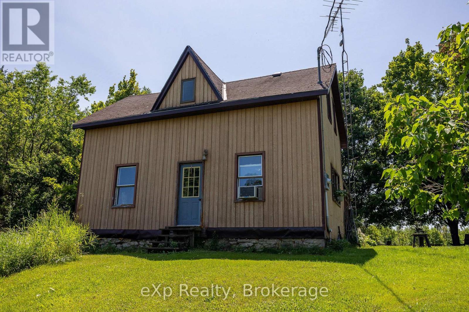 463086 Concession 24, Georgian Bluffs, Ontario  N0H 2T0 - Photo 19 - X12263546