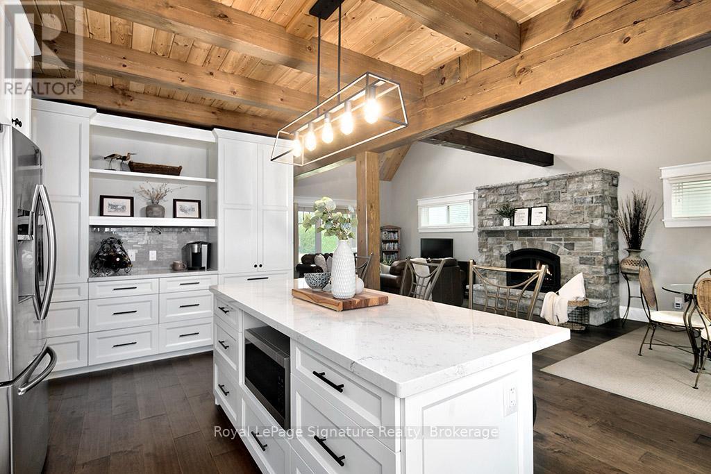189 Brooker Boulevard, Blue Mountains, Ontario  L9Y 0L3 - Photo 15 - X12263657