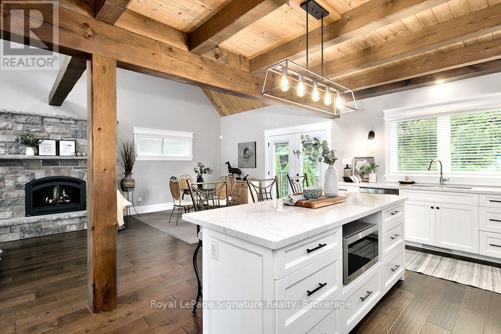 189 Brooker Boulevard, Blue Mountains, Ontario  L9Y 0L3 - Photo 16 - X12263657