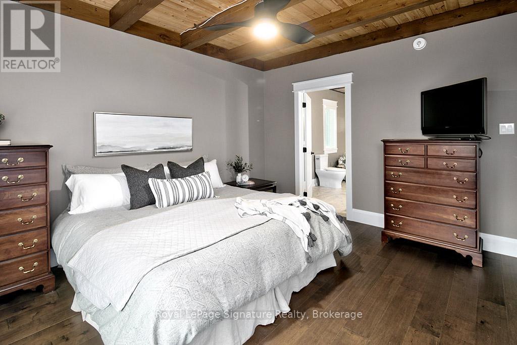 189 Brooker Boulevard, Blue Mountains, Ontario  L9Y 0L3 - Photo 19 - X12263657