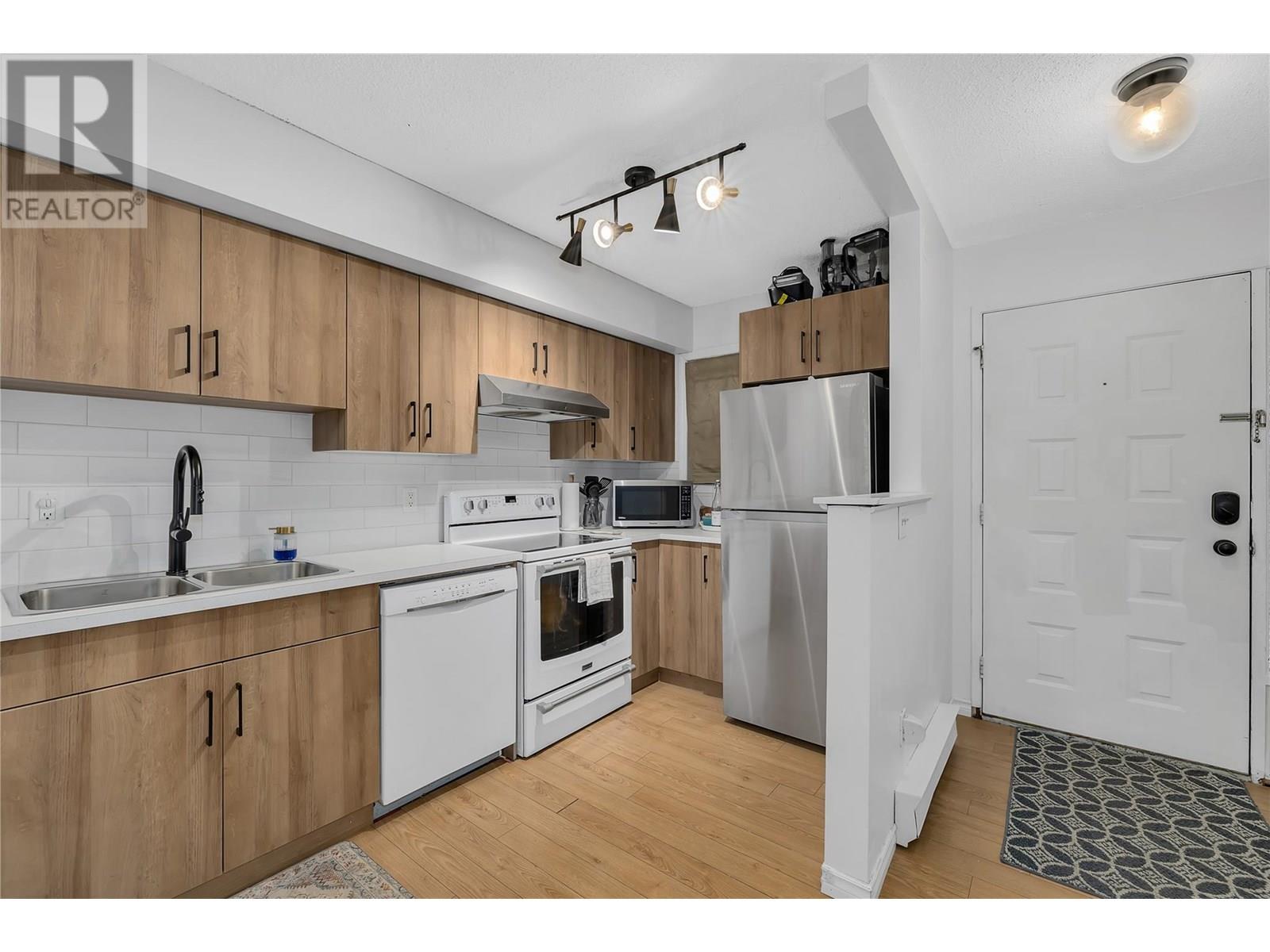 Property at 500 Lester Road Unit# 6 image 4