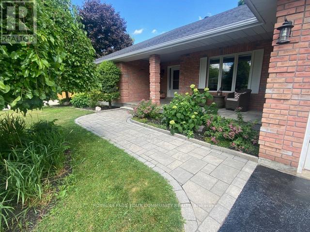 35 Eder Trail, Springwater, Ontario  L0L 1Y3 - Photo 5 - S12260923