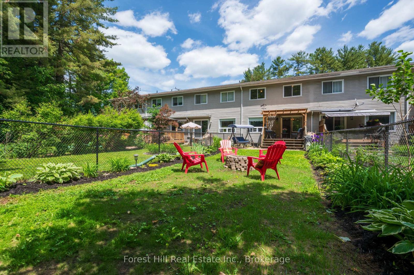151 Pine Street, Bracebridge, Ontario  P1L 2H8 - Photo 10 - X12233280