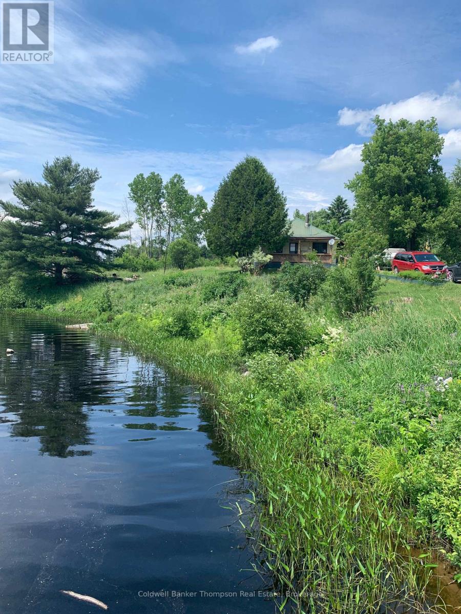 10 GEORGE STREET, Magnetawan, Ontario