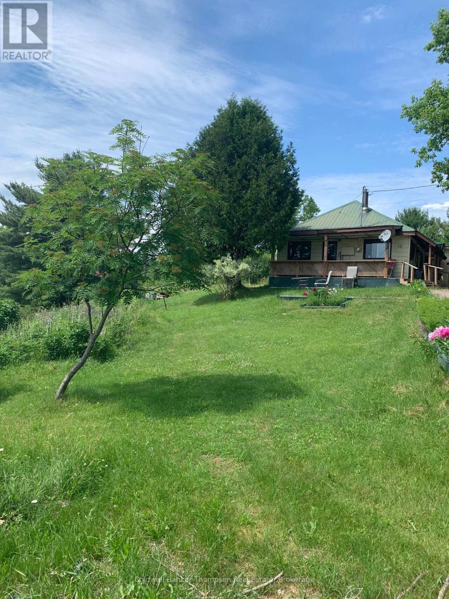 10 George Street, Magnetawan, Ontario  P0A 1P0 - Photo 2 - X12263618