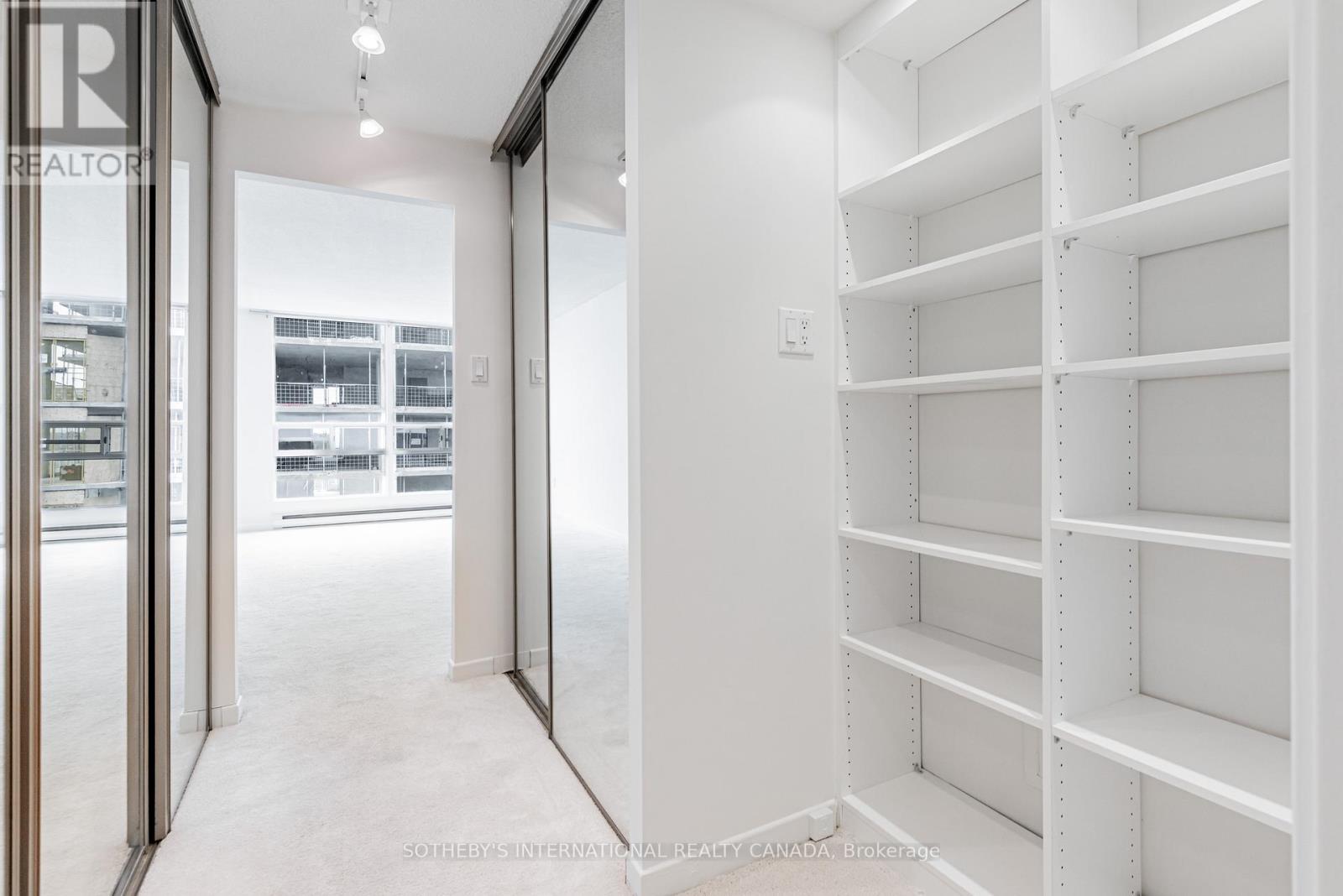 1403 - 240 Heath Street W, Toronto (Forest Hill South), Ontario  M5P 3L5 - Photo 13 - C12263612