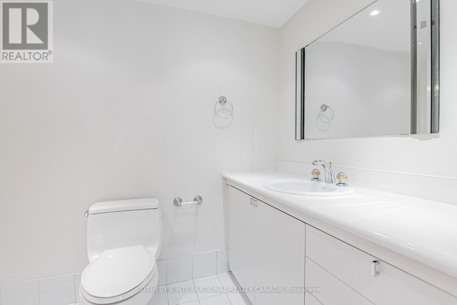 1403 - 240 Heath Street W, Toronto (Forest Hill South), Ontario  M5P 3L5 - Photo 14 - C12263612