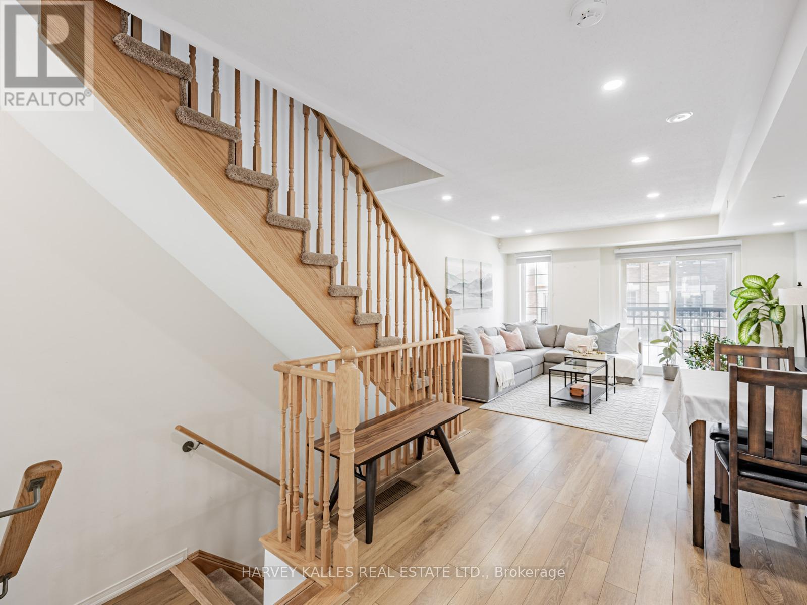 38 Glenstal Path, Oshawa, Ontario  L1L 0L2 - Photo 13 - E12263578