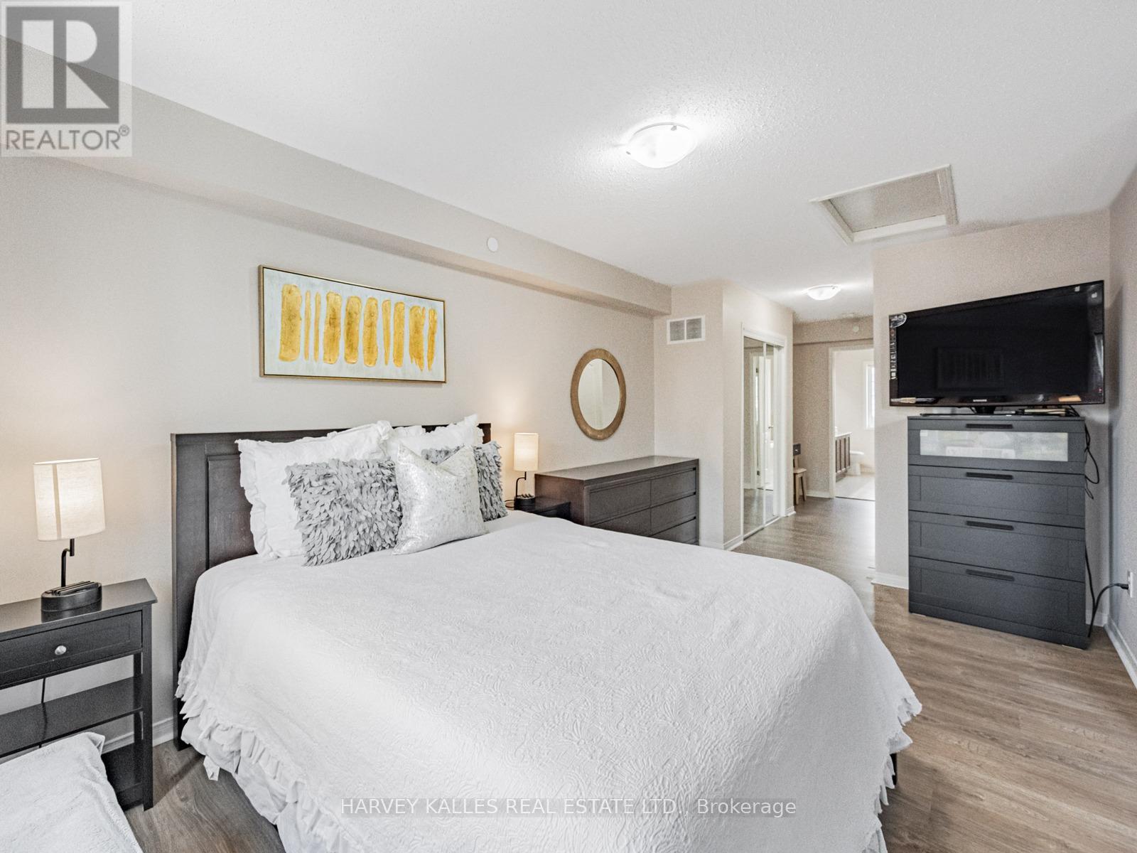 38 Glenstal Path, Oshawa, Ontario  L1L 0L2 - Photo 16 - E12263578