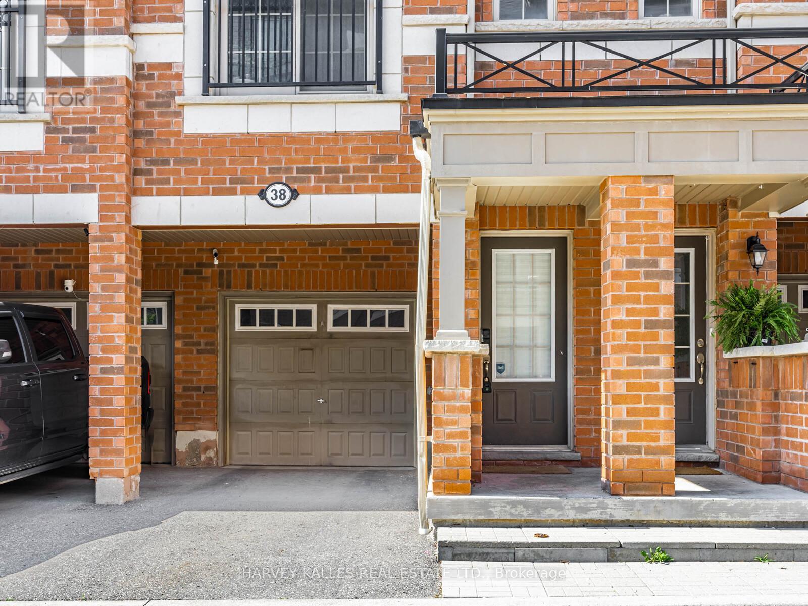 Property at 38 GLENSTAL PATH image 2