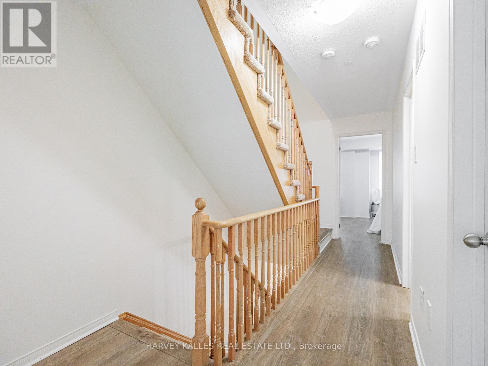 38 Glenstal Path, Oshawa, Ontario  L1L 0L2 - Photo 25 - E12263578