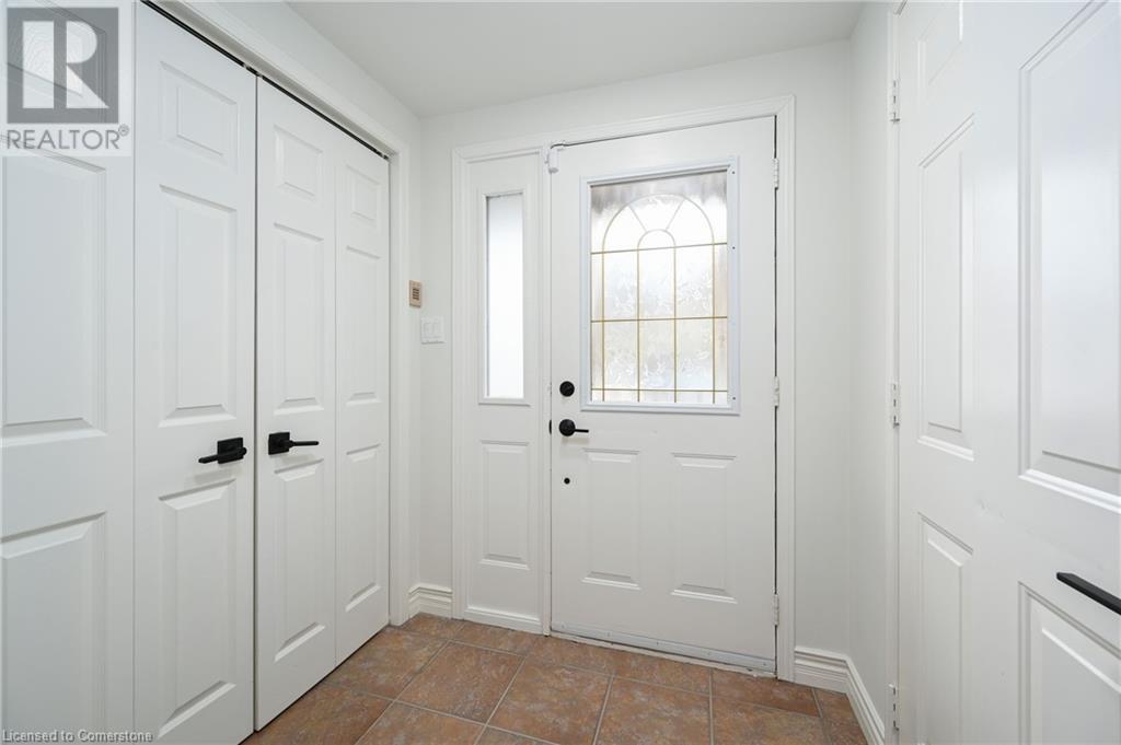 30 Nelson Street, Oakville, Ontario  L6L 3H6 - Photo 3 - 40733021