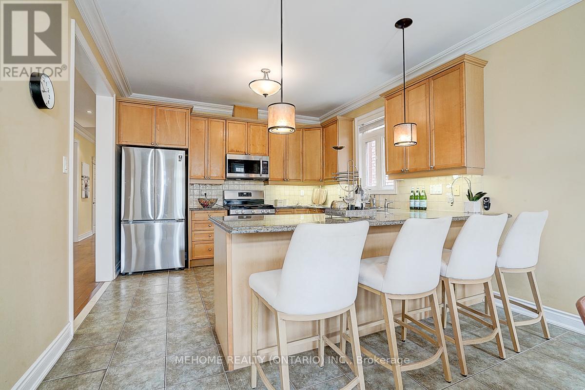 40 Westminster Circle, Barrie, Ontario  L4M 0A5 - Photo 19 - S12263560