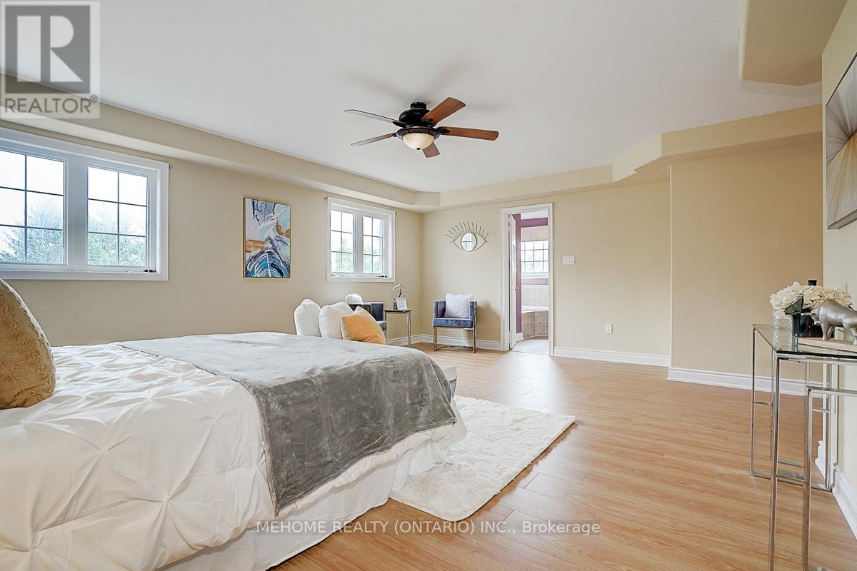 40 Westminster Circle, Barrie, Ontario  L4M 0A5 - Photo 28 - S12263560