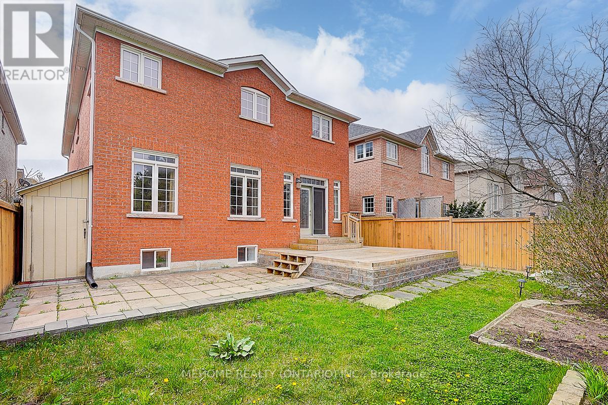 Property at 40 WESTMINSTER CIRCLE image 3