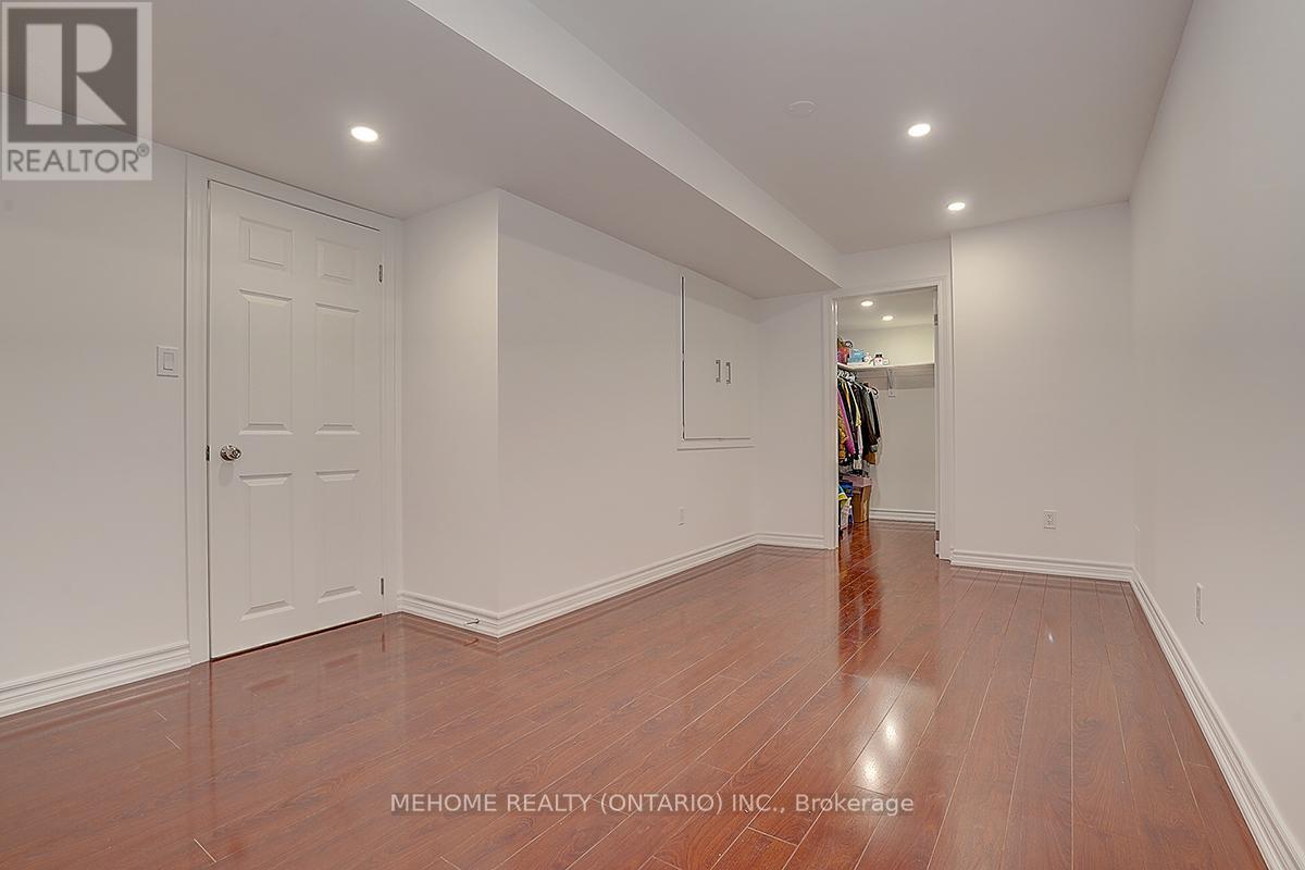 40 Westminster Circle, Barrie, Ontario  L4M 0A5 - Photo 45 - S12263560
