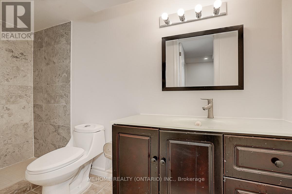 40 Westminster Circle, Barrie, Ontario  L4M 0A5 - Photo 46 - S12263560