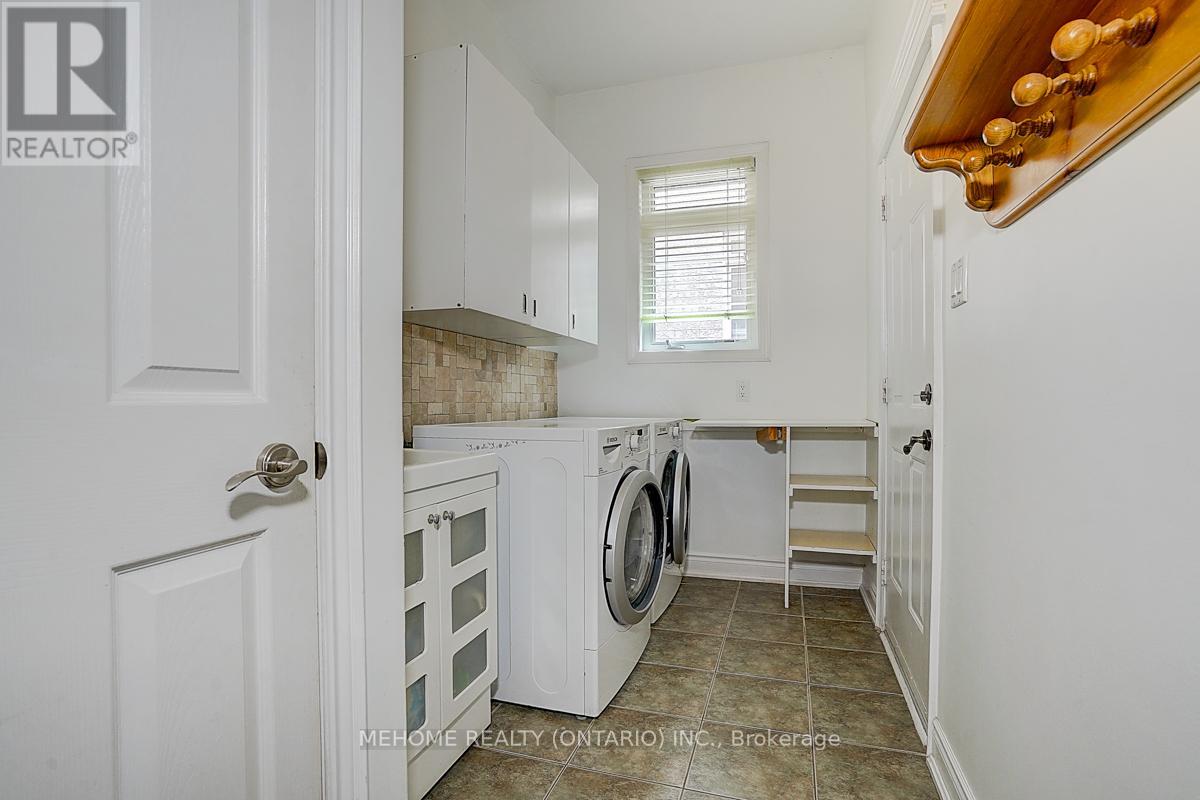 40 Westminster Circle, Barrie, Ontario  L4M 0A5 - Photo 48 - S12263560